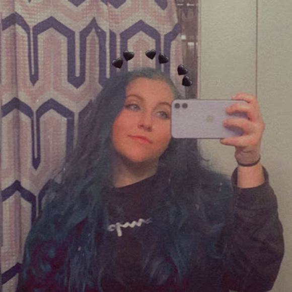 Meet your Posher, Jessica - Picture 1 of 1